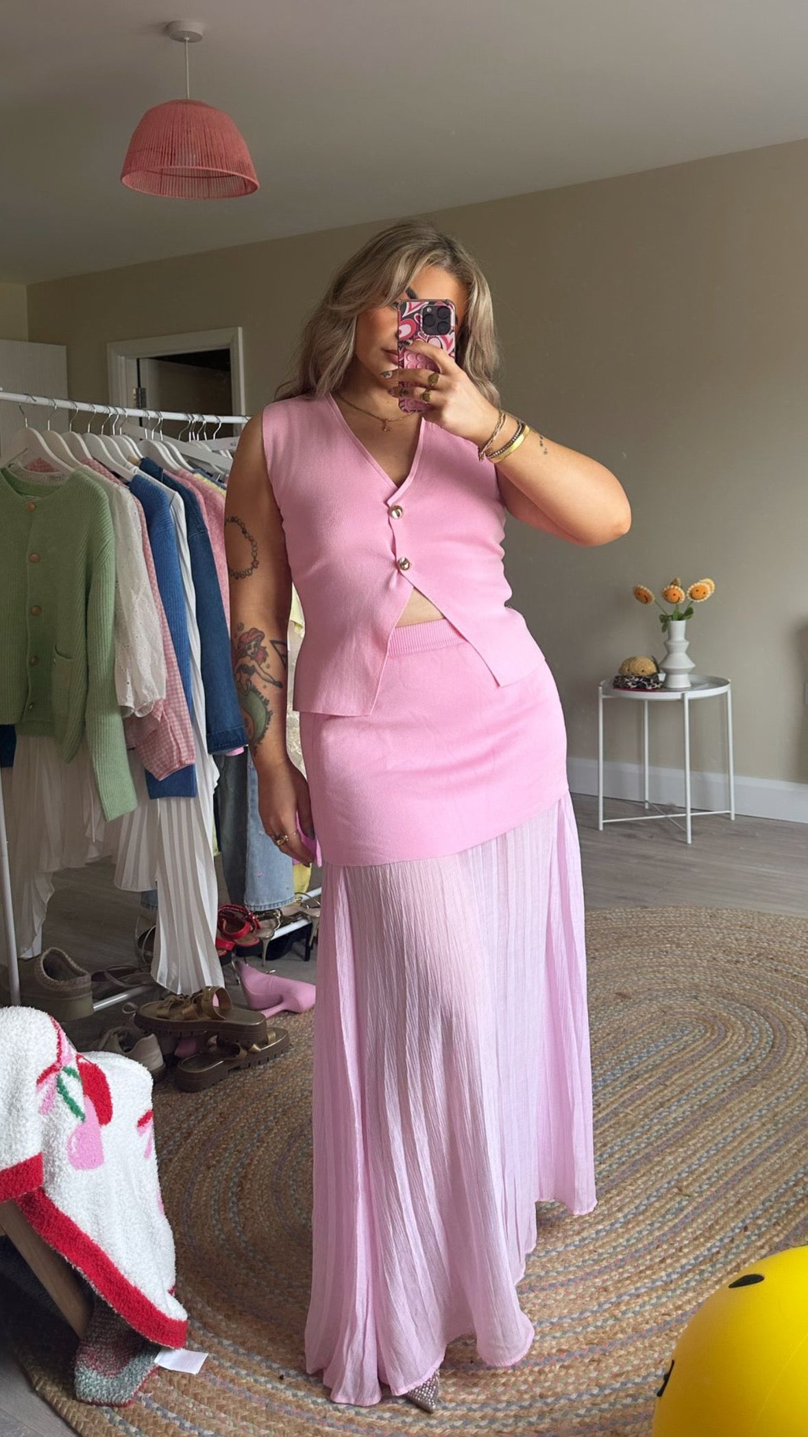 Waistcoat And Chiffon Knit Maxi Skirt Set - Pink