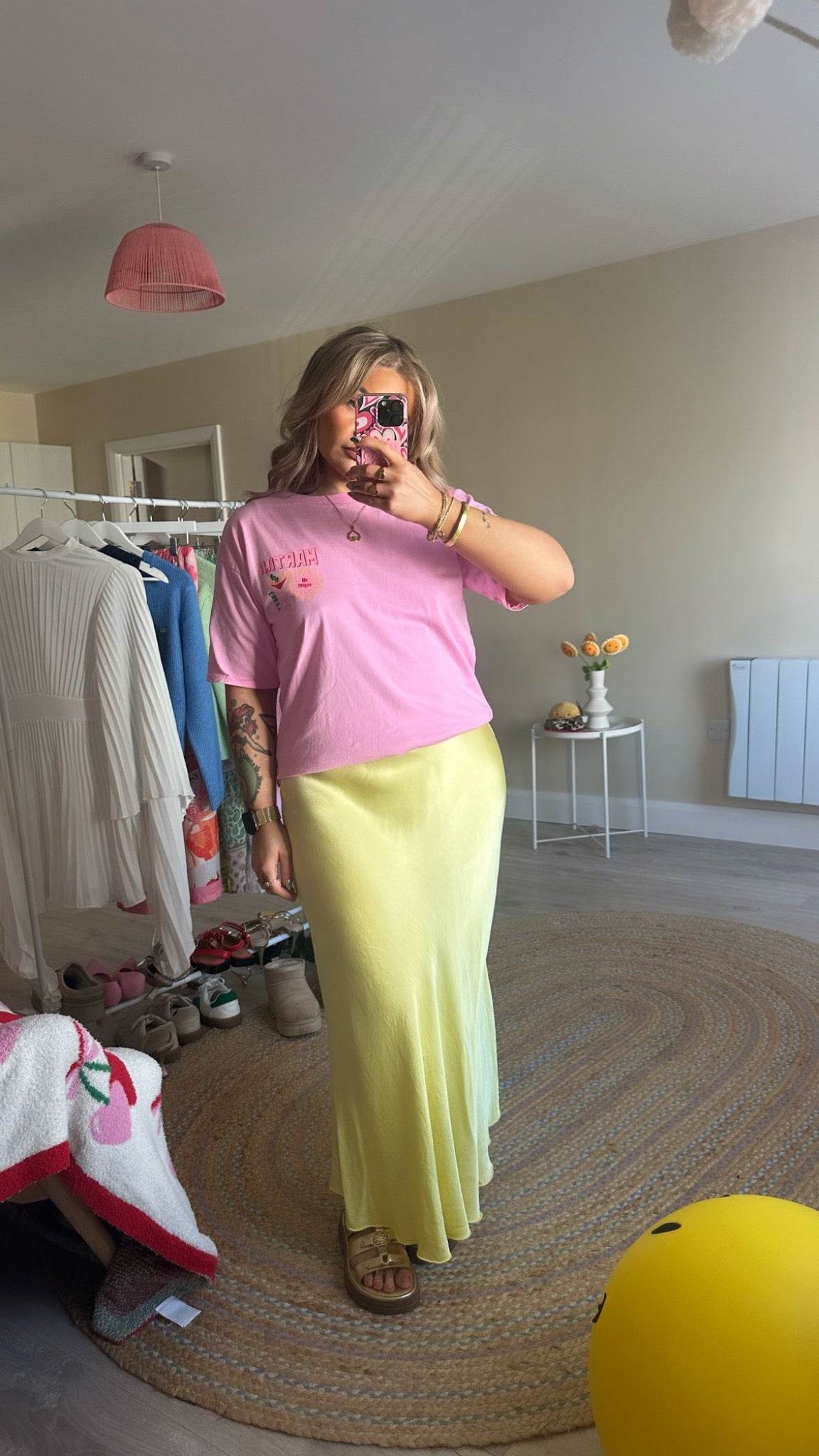 Dirty Martini T-Shirt - Pink