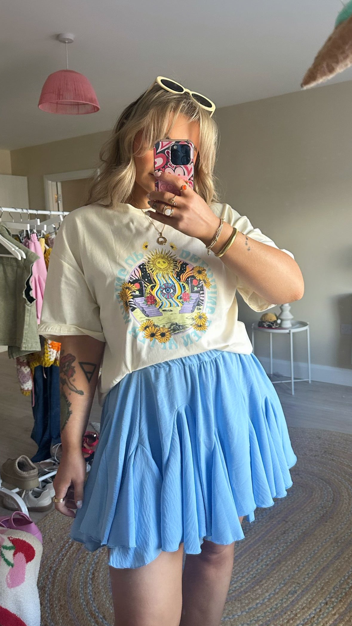 Dream Graphic Tee- Cream