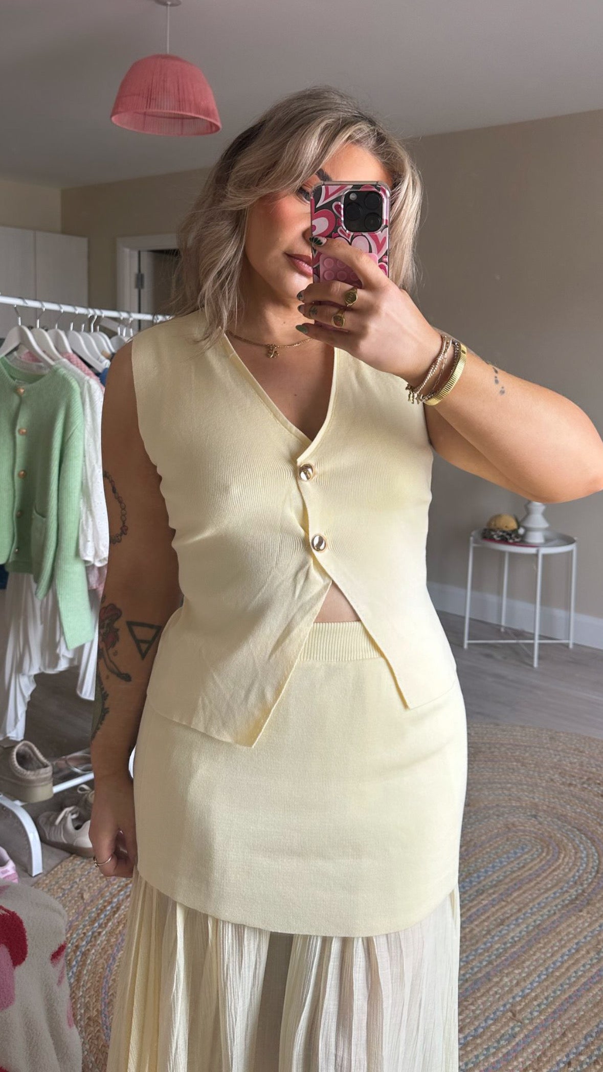 Waistcoat And Chiffon Knit Maxi Skirt Set - Yellow