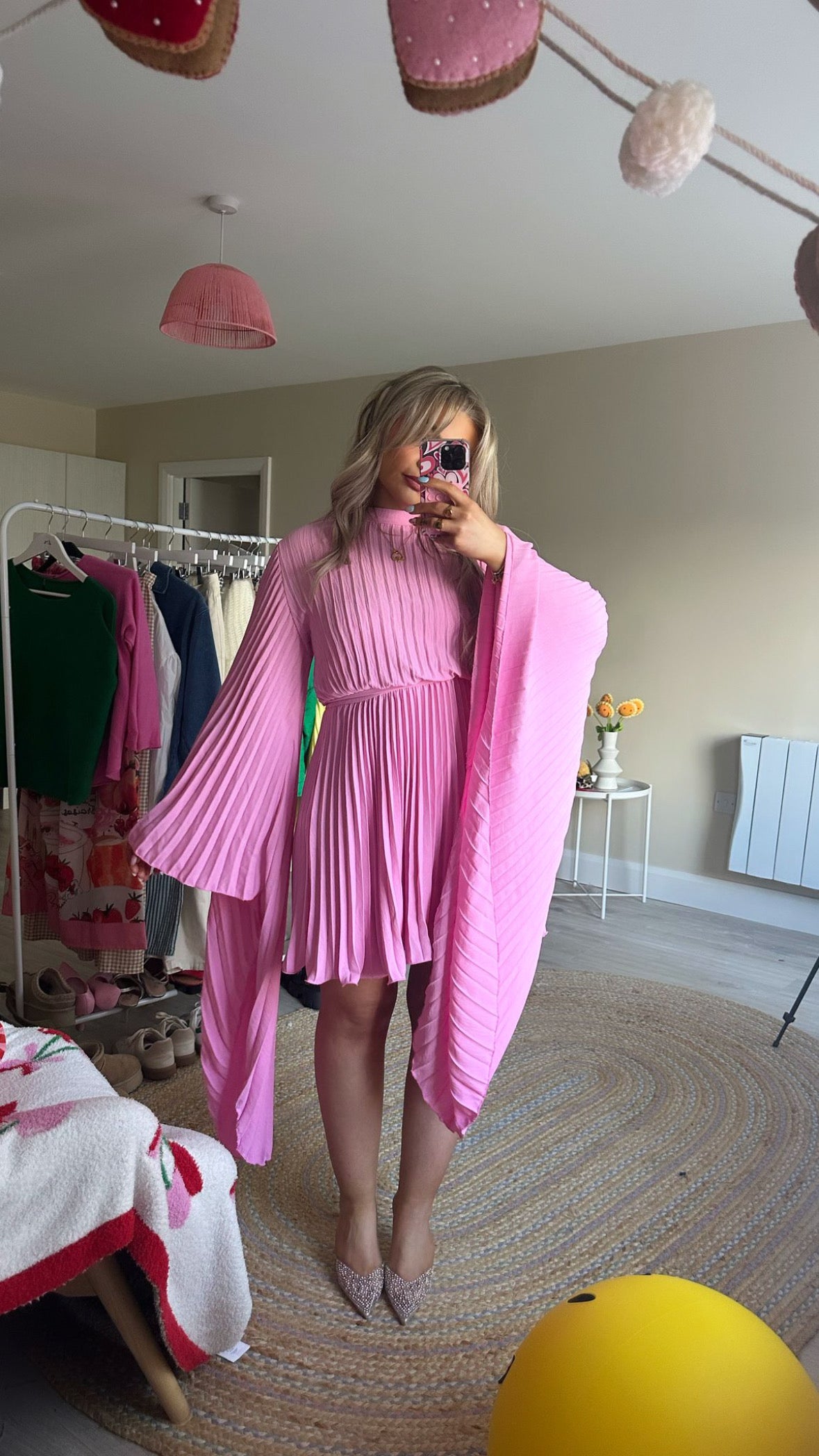 Pleated Wing Sleeve Dress - Pink