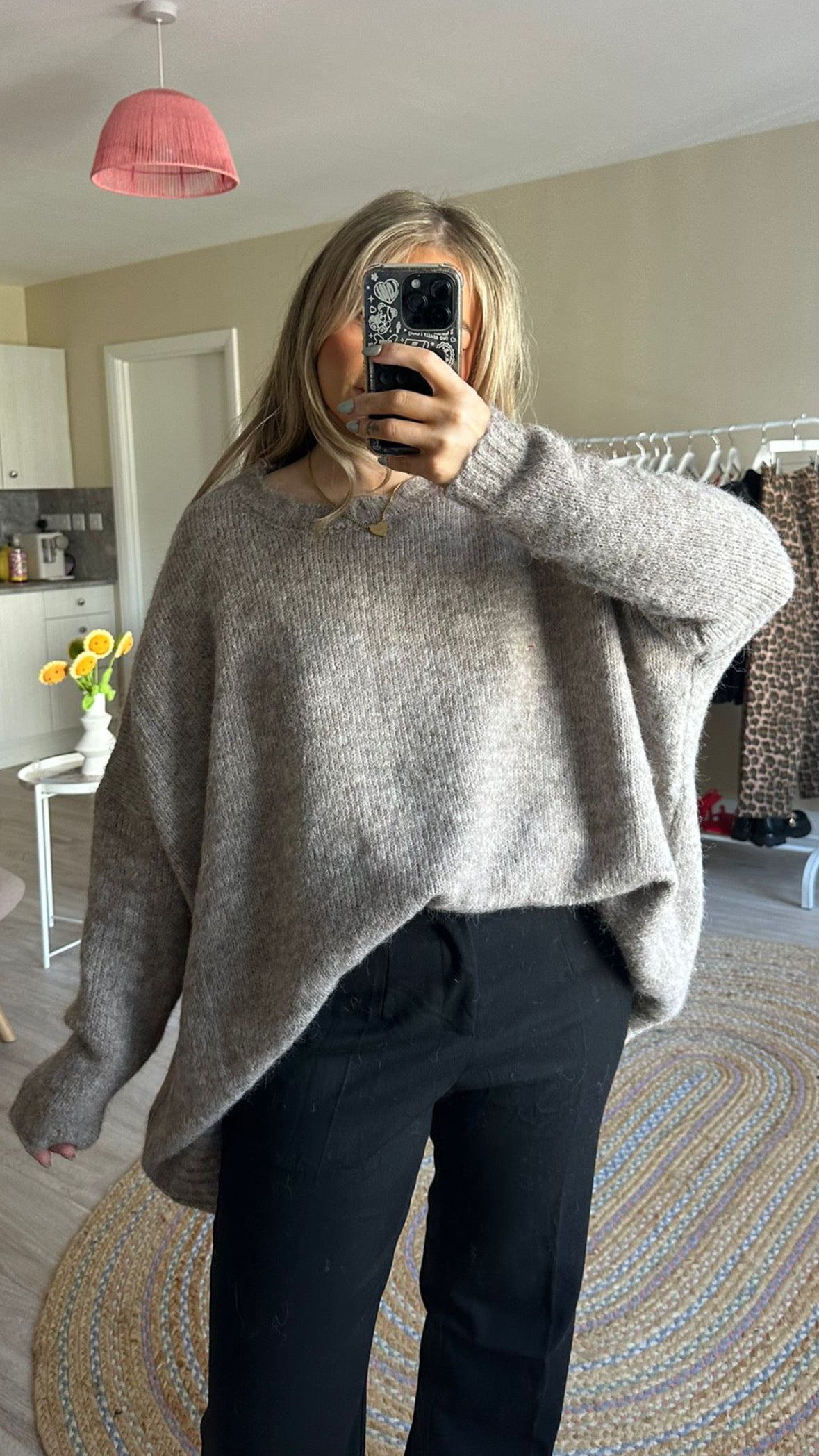 Oversized Cosy Knit Sweater - Taupe