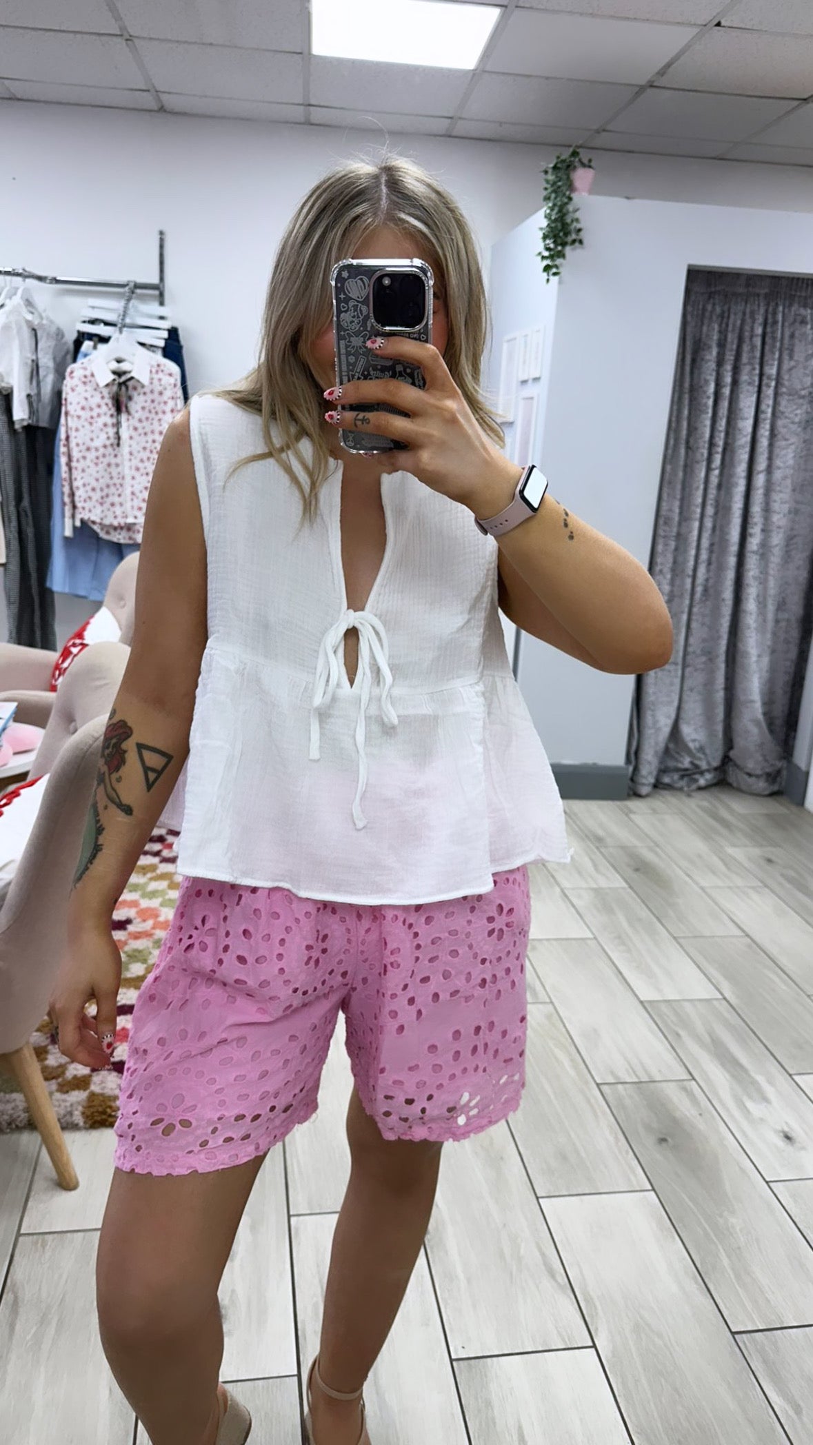 Broderie Anglaise Shorts - Pink