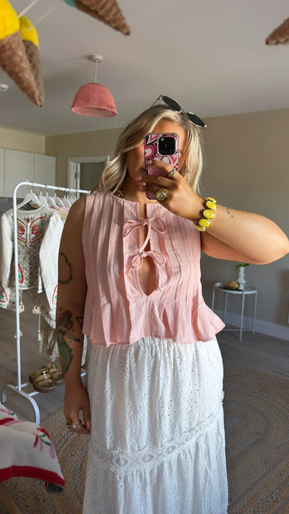 Sleeveless Tie Front Cropped Blouse - Pink